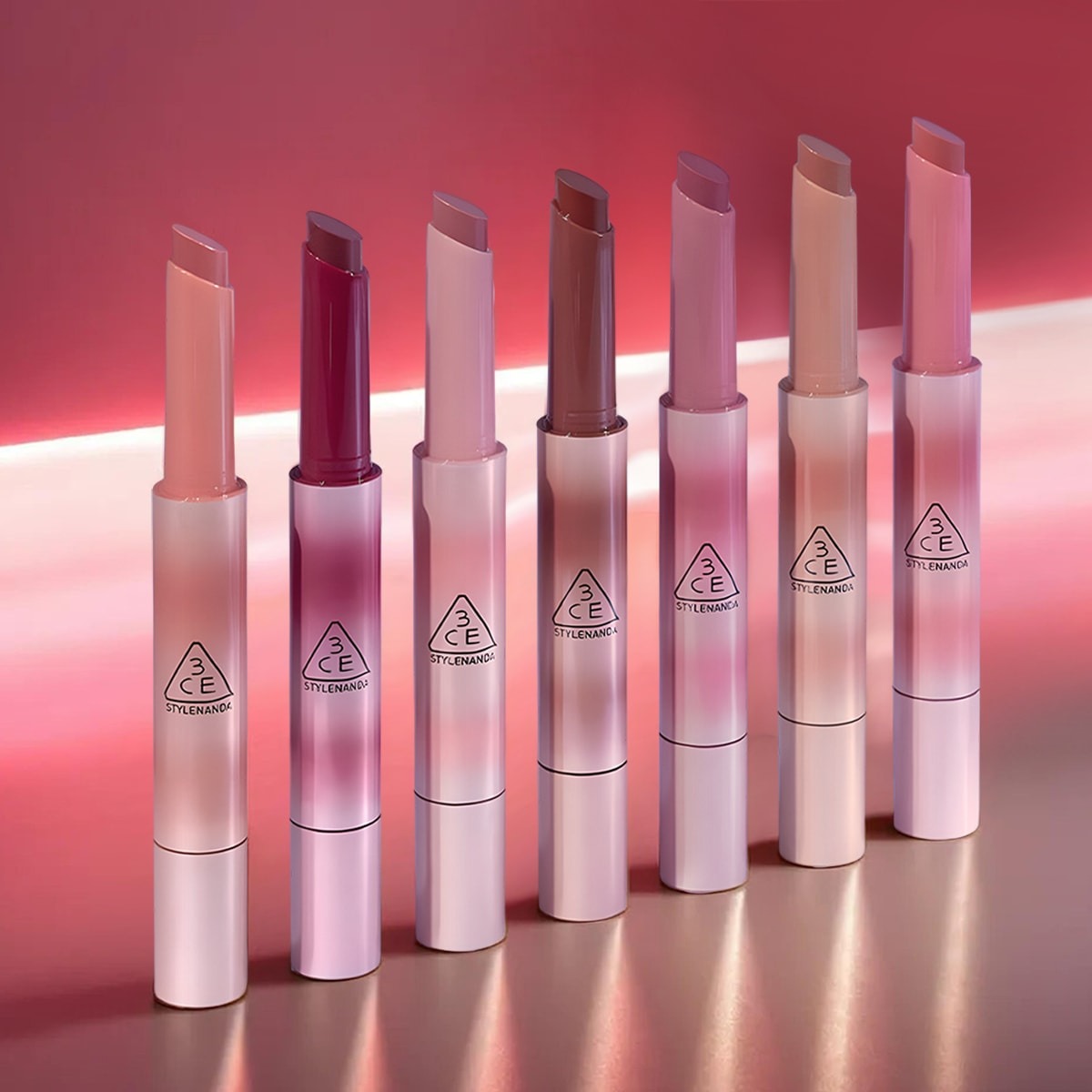 3CE Shine Reflector(1.7g) #Softest – Highlighter for Radiant Glow